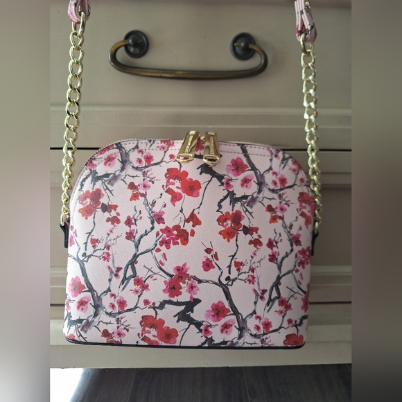 Steve Madden Pink and Red Floral Crossbody Bag - Picture 9 of 16